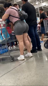 CAKED UP LATINAS IN SHORTS+VID