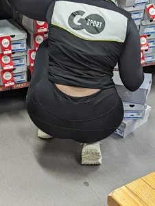 Huge juicy sexy nike legging ass worker part 1