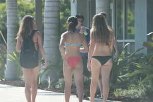 Another gallery of sexy Deerfield Beach girls in bikinis