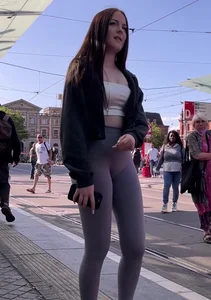 candid teen leggings street creepshot