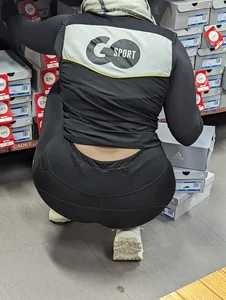 Huge juicy sexy nike legging ass worker part 1