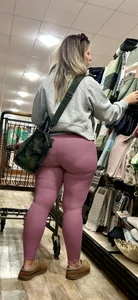 Blonde lady in pink leggings VPL‼️