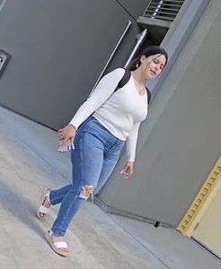 University PAWG Snow Bunny (OC)