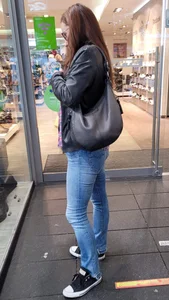 Skinny Candid Girl in Tight Blue Jeans at the Shop Creepshots