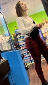 Sexy Milf in Xmas Checkered Leggings (oc)