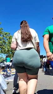 Insane BBW monster booty in shorts (OC)