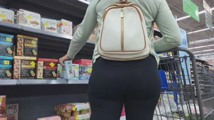 Bubble Butt Married Pawg Gilf in Black Leggings