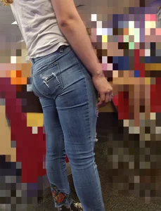 Tight Jeans Hot Booty Creepshot