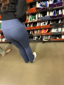 WHITE GIRL NON-STOP BENDING OVER + VPL  [ NOT OC ]