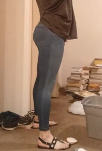 Stalking Neighbor's perfect round ass in tight jeans helping clean out an apartment