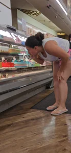 Cakey latina milf cake shopping