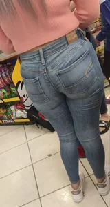 Sexyass cute latina mommy eating her jeans