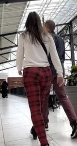 Sexy Milf in Xmas Checkered Leggings (oc)