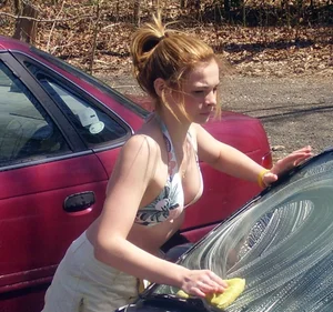 Candid carwash girls in bikinis