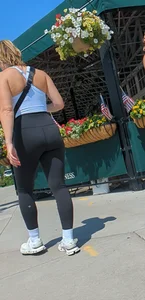 Fit Milf In Leggings