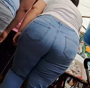 Latina Milf big ass in jeans bending over OC