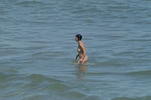 Sexy mature girls on Vilanova topless beach