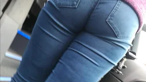 Nice ass up close in tight jeans
