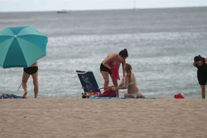 Florida beach and bikini girls