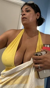YELLOW SWIMSUIT BIG TITS
