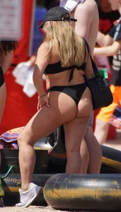 Salt River Tubing girls