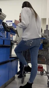 Leggy Little Number