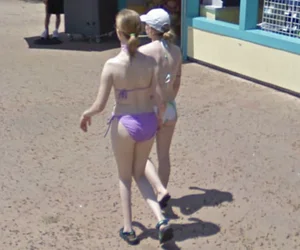 Waterpark MILFs 3