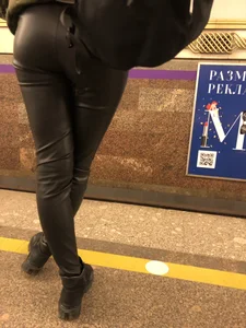 Hot Legs and Butt in Leather Pants on the Subway Station Creepshots