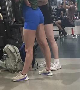 College gym girls GIFS part 6