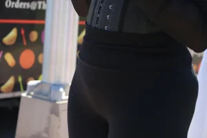 TONS OF ASSES. Jeans, spandex, shorts, dresses. This post has it ALL!