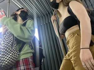 Crop top teen