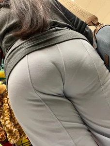 Fat Booty Latina Pt 4🤌🏽