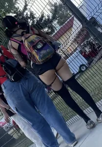 MUST SEE ! Latina goth girl showing off her cheeks