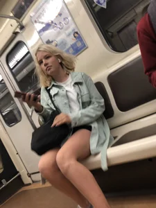 Cute Teen Blonde in Sandals And Shorts Subway Train Creepshots
