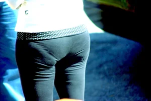 Candid girls in leggings, yoga pants, lulus and lycra