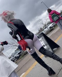 My weekend at comic con ! Hot asses