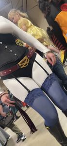 My weekend at comic con ! Hot asses