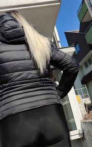 Bubble butt VPL on gorgeous thick blonde