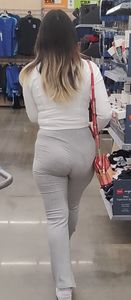 Nice Jiggly Ass Gray Leggings