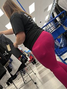Lovely Thick Milf clothes shopping