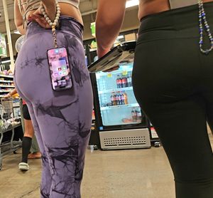 Two tattooed latina Gym thots (gif)
