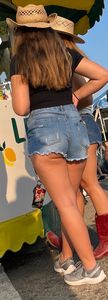 Some old pics i captured and posted on candidteens site