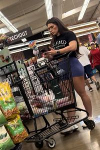 Gorgeous ass with them love handles