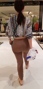 (NOT OC) Tight Pants Big Ass🍑