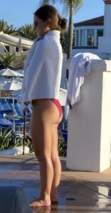 Absolutely perfect Milf ass in bikini